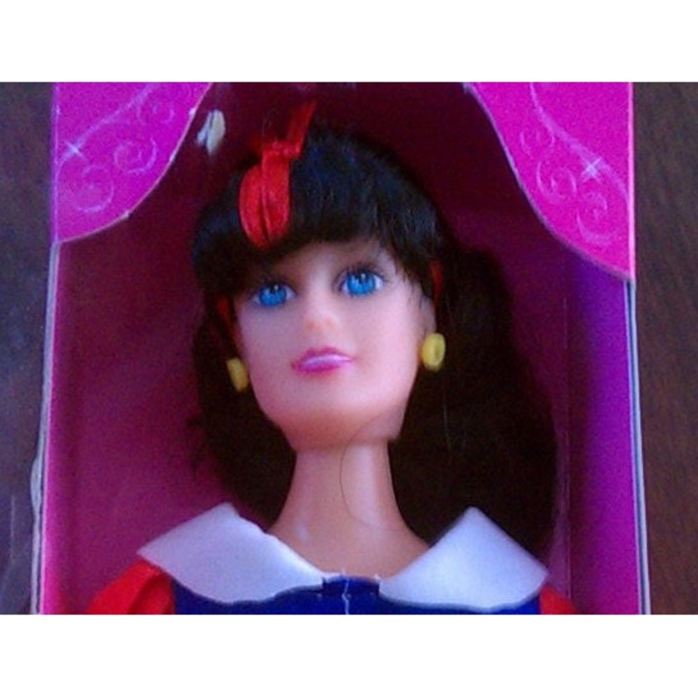 Princess Collection doll in original package 11.5 inches tall